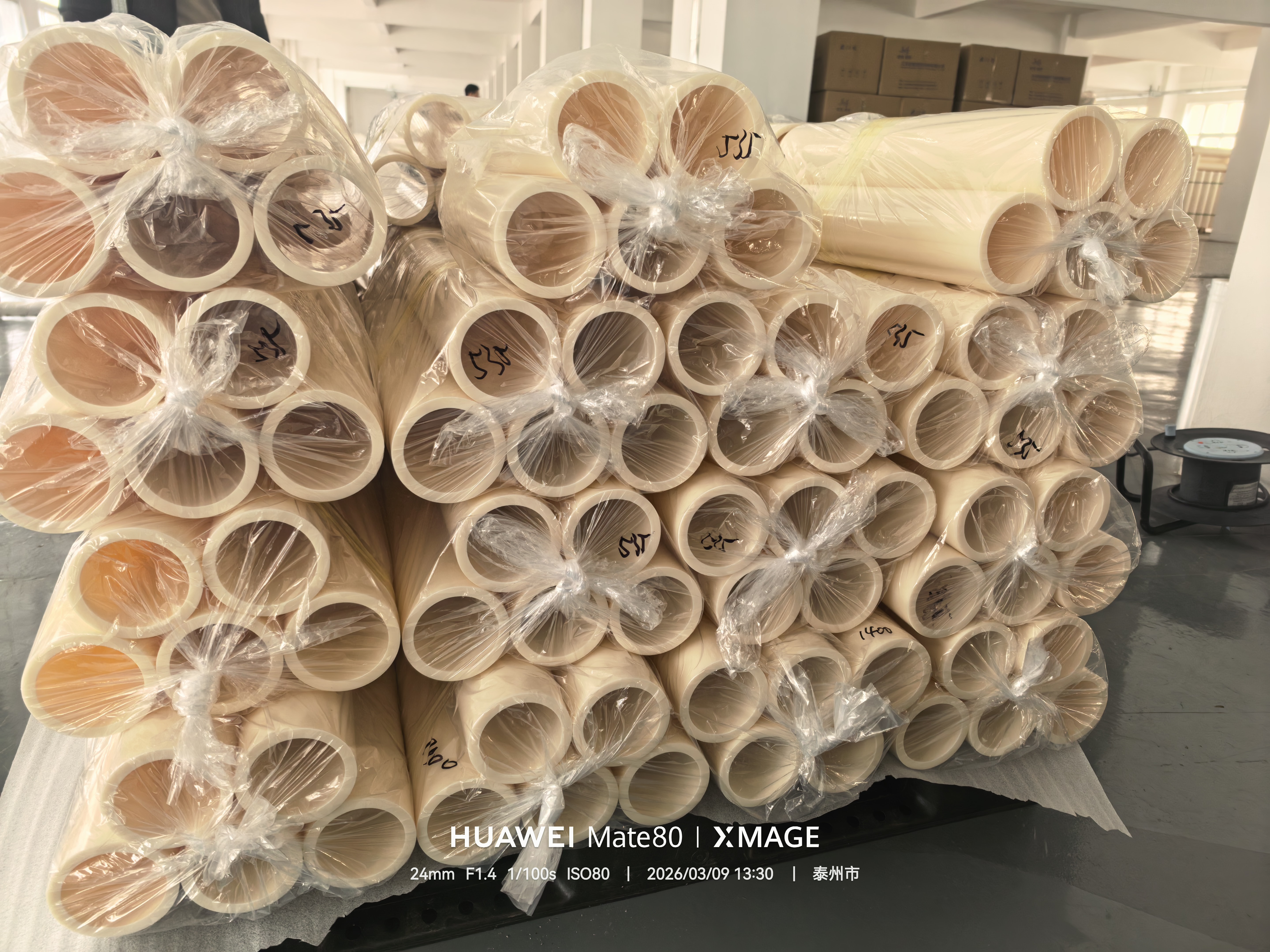 Hongkai Plastics consegna con successo quest'anno il primo lotto di tubi con nucleo in ABS ad alte prestazioni a Foshan